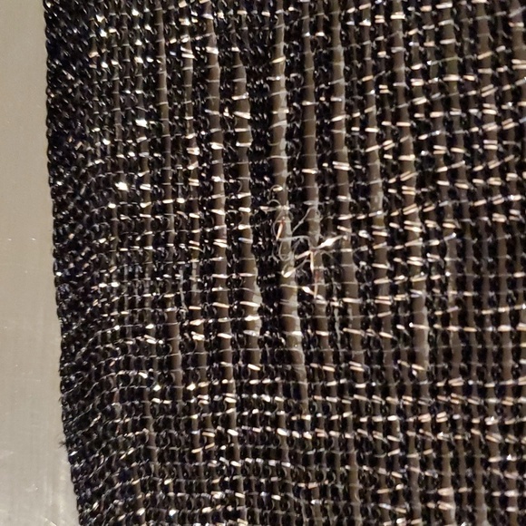 Silver & Black shimmer Metallic scarf with Fringe LARGE - Picture 6 of 6